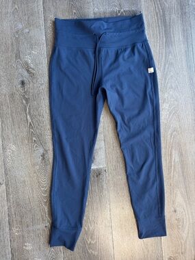 Vuori Isle Blue Daily Leggings 0480